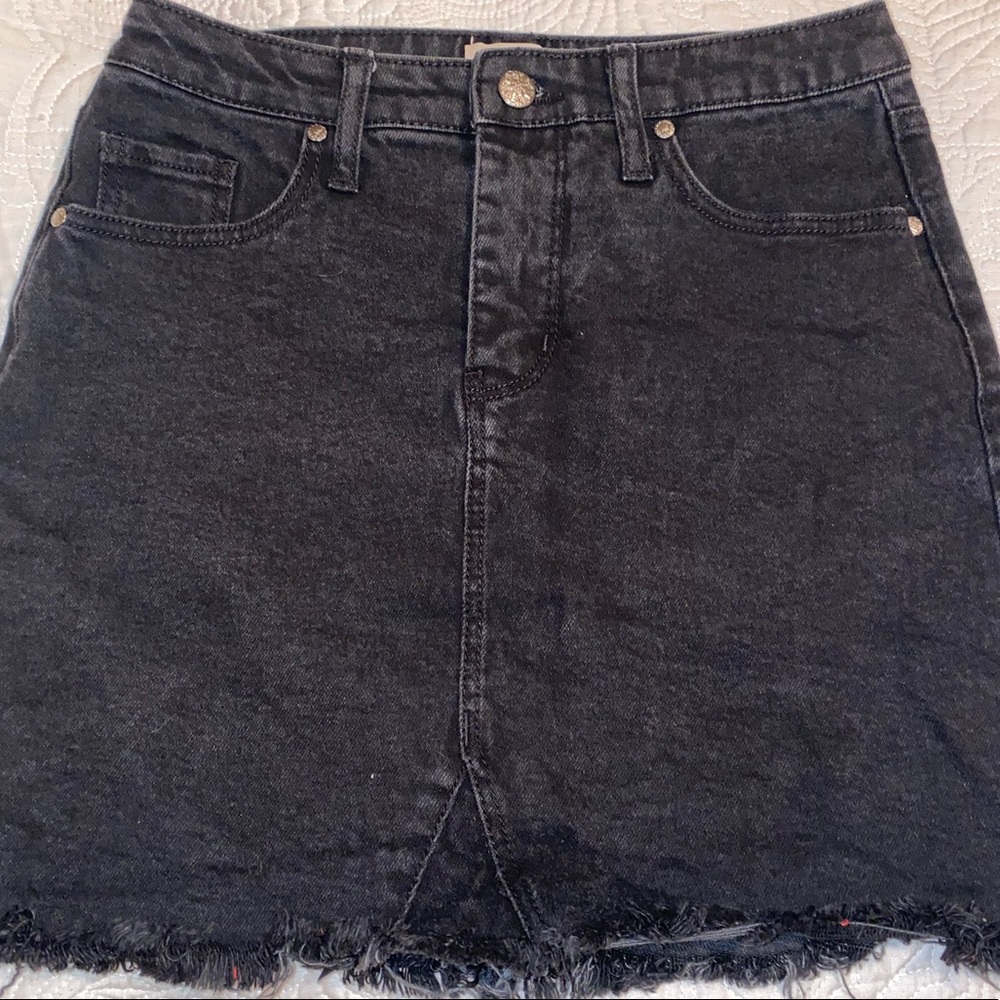 Black denim skirt
